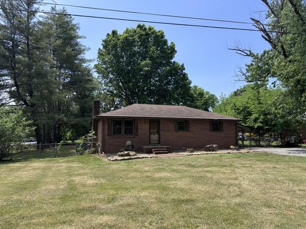 1522 Pearcy St , La Vergne, TN 37086