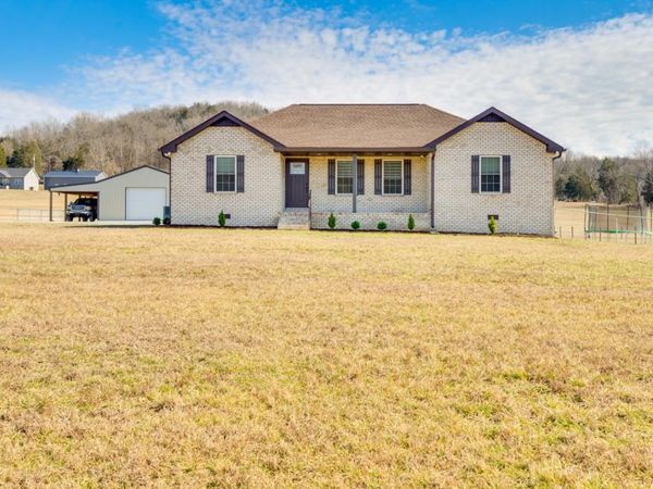 4439 New Harmony Rd , Hartsville, TN 37074