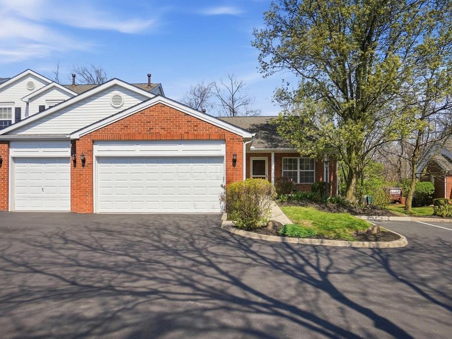 3068 Ravine Pointe Drive , Columbus, OH 43231 Photo 1
