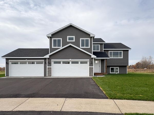 15588 100th Avenue , Milaca, MN 56353