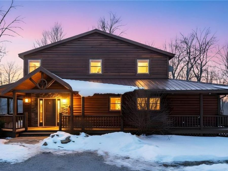 18028 Winterset Lane , Lore City, OH 43755 Photo 1