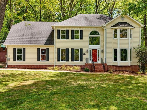 2324 Woodlair Way, Signal Mountain 37377