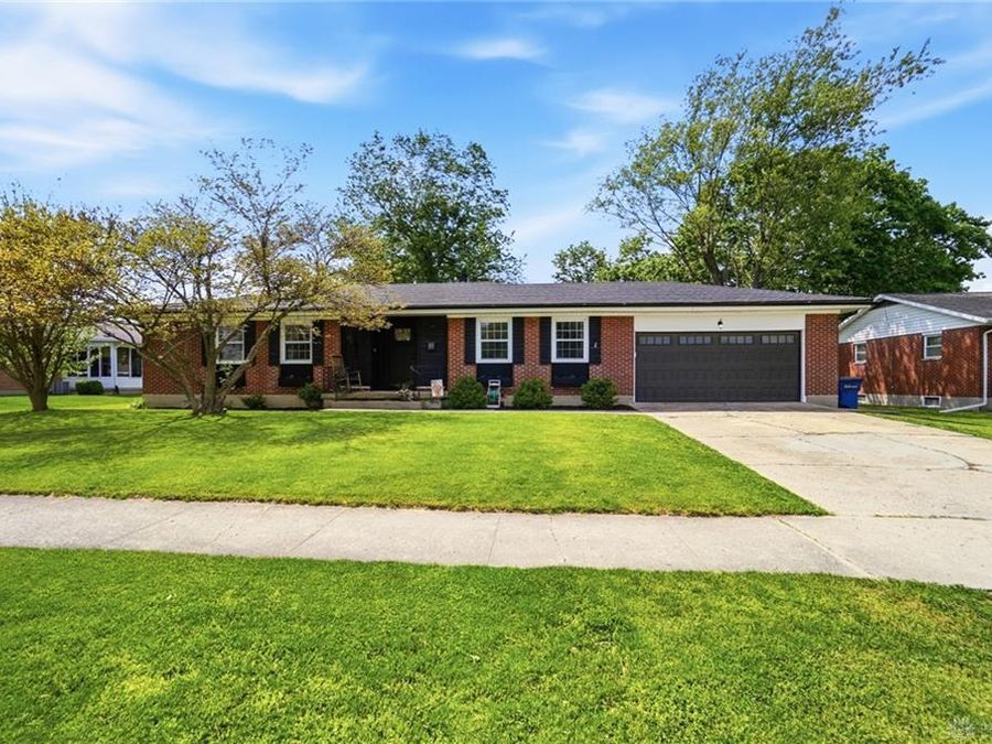 301 Arlington Road, Brookville, OH 45309 Photo 1