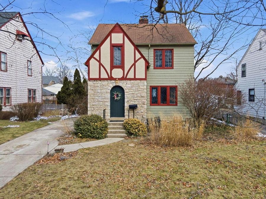1002 S Cassingham Road , Columbus, OH 43209 Photo 1
