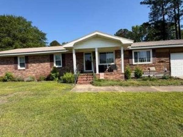 349 Empire Chester Highway, Cochran, GA 31014