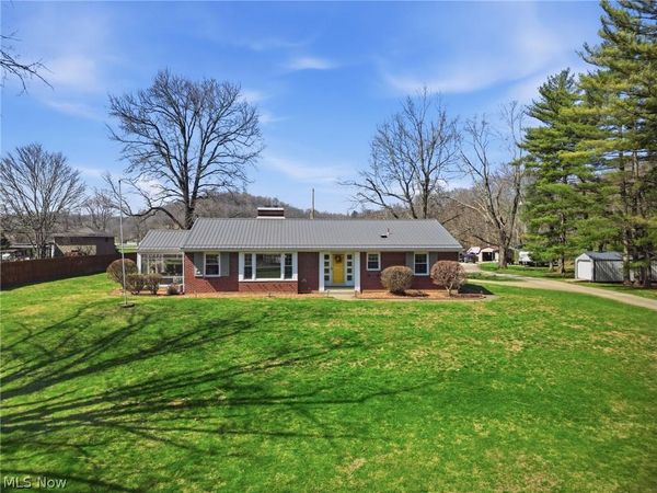 6655 Ceramic Rd , Crooksville, OH 43731