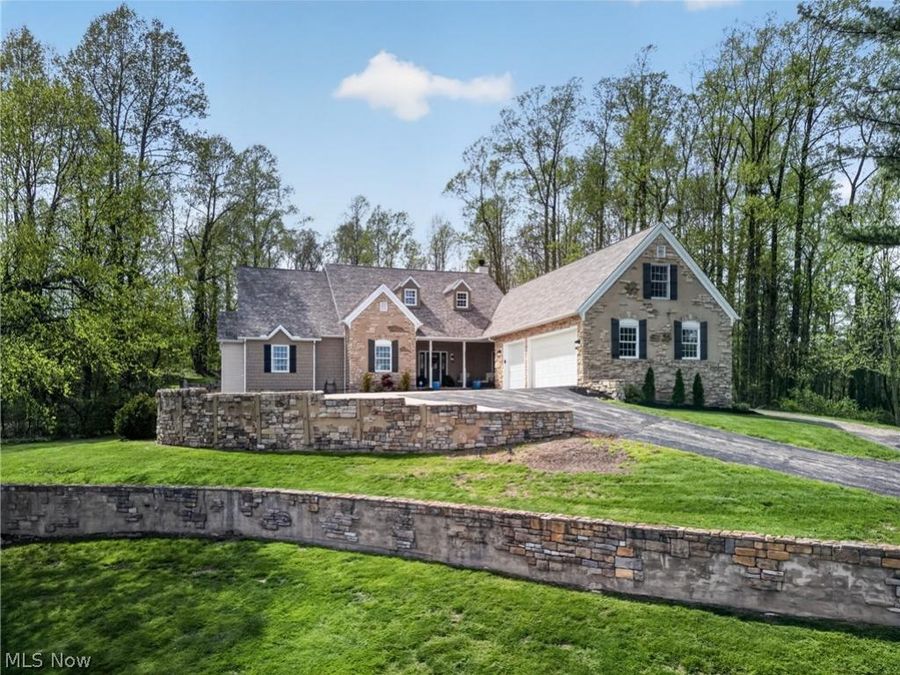 12420 Falcon Ridge Road , Chesterland, OH 44026 Photo 1