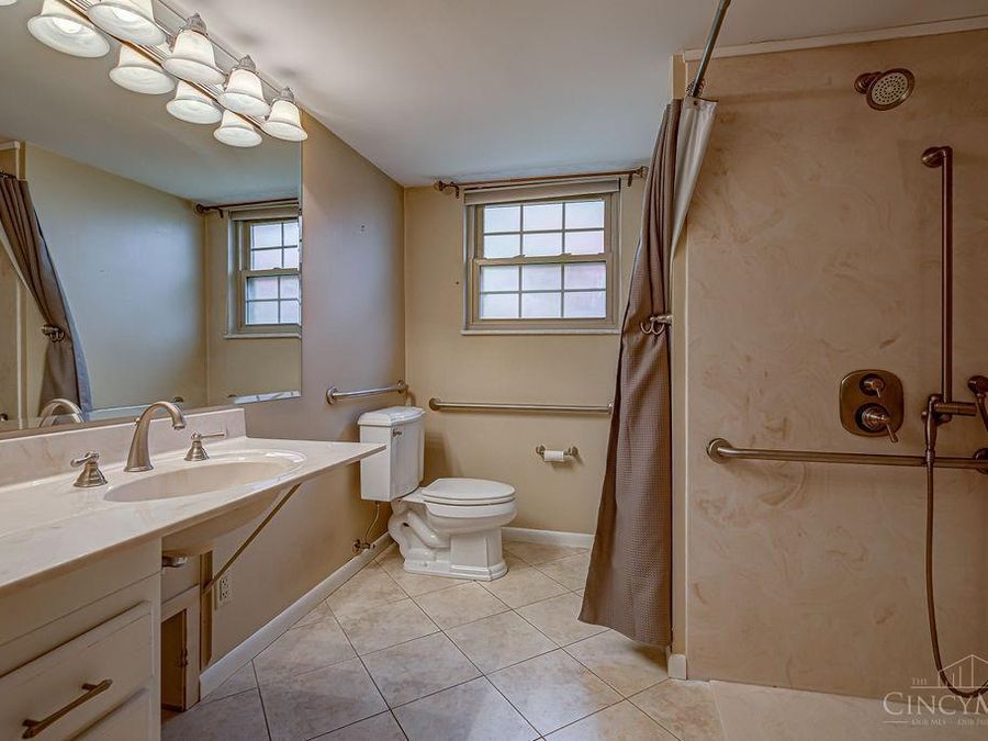 6700 Gaines Road, Cincinnati, OH 45247 Photo 37