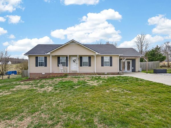 4535 Ewing Dr , Baxter, TN 38544