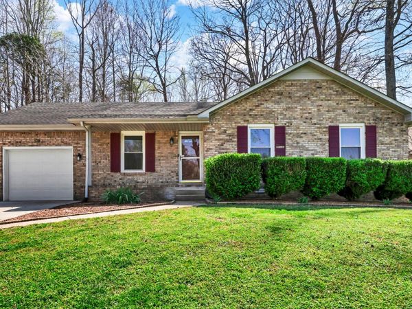 422 Needlewood Dr , Clarksville, TN 37040