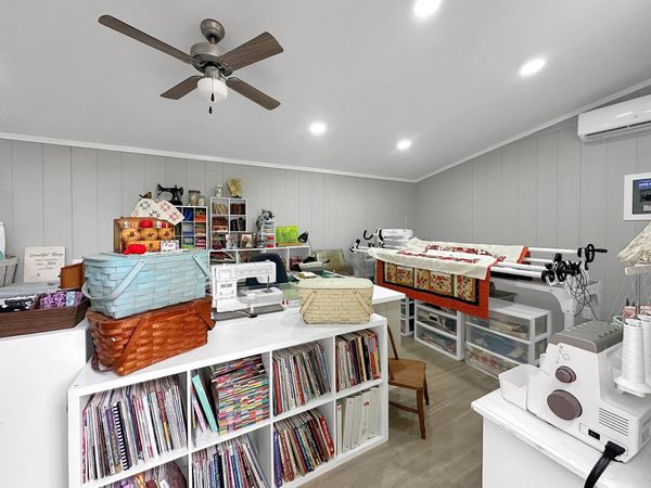 788 Van Dyke Grove Rd , Paris, TN 38242