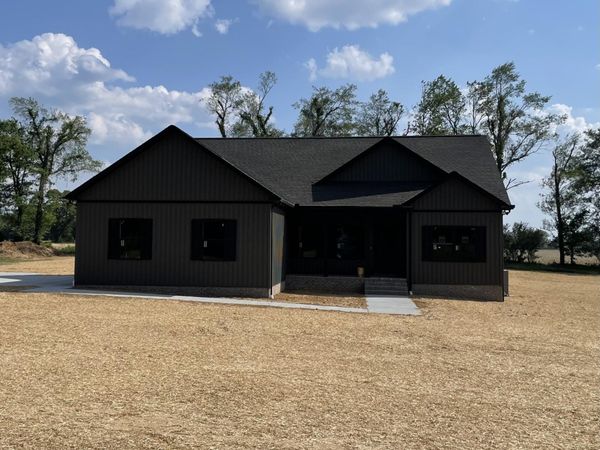 502 Hidden Hills Lane , Summertown, TN 38483