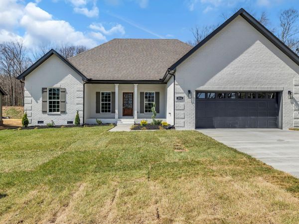 104 Stonebrook Dr , Shelbyville, TN 37160