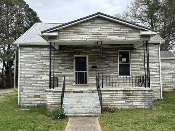 912 N Price Street, Sweetwater 37874