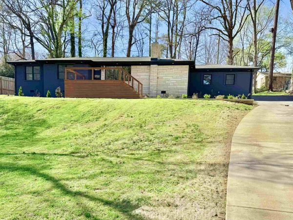 1115 Wildwood Park Rd, Florence, AL 35630