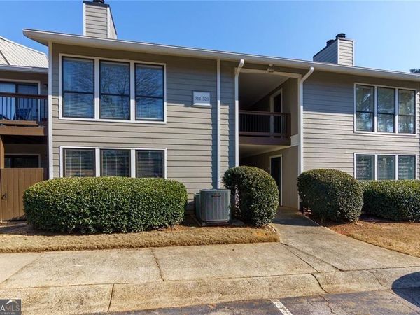 319 Park Ridge Circle, Marietta, GA 30068