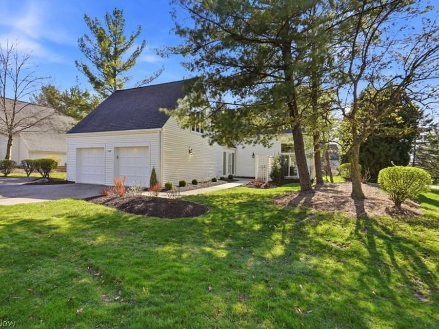 249 Tinkers Trail , Aurora, OH 44202 Photo 1