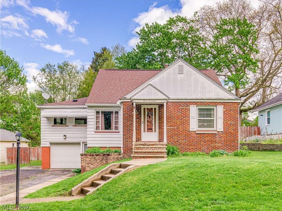 717 Columbia Avenue , Akron, OH 44310 Photo 1