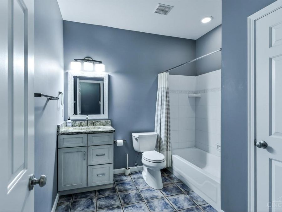 557 Hoge Street, Cincinnati, OH 45226 Photo 41