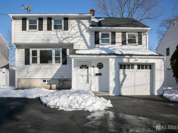 40 Essex Avenue , Metuchen, NJ 08840