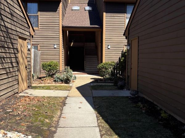 92 Heather Court , Edison, NJ 08820