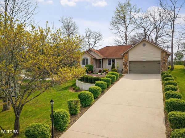 109 Leyden Drive , Crossville, TN 38558