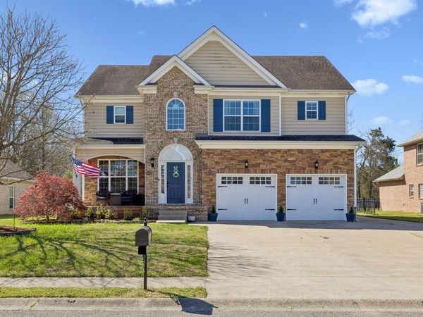 954 Willow Cir , Clarksville, TN 37043