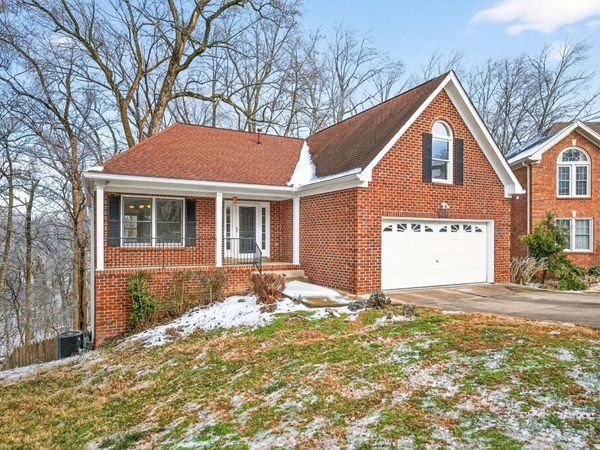 4049 Windwood Ln , Nashville, TN 37214