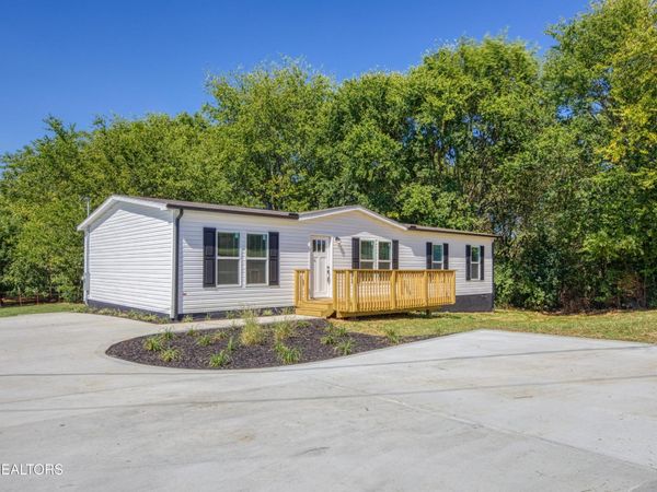 399 E Watkins Rd , Loudon, TN 37774