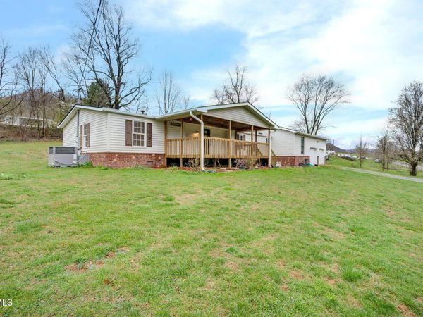 11084 Stanley Valley Road, Gate City, VA 24251
