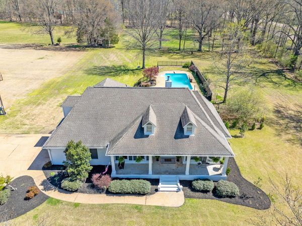 50 HICKORY LAKE DR, Eads, TN 38028