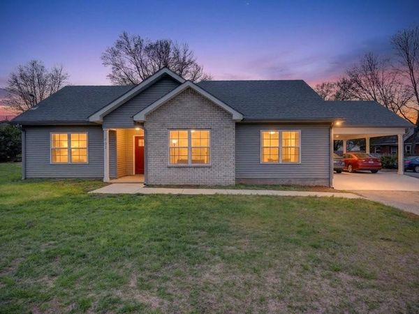 702 Adams Drive , Shelbyville, TN 37160