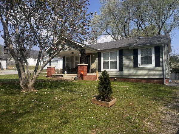 169 E Maryland Avenue, Whitwell 37397