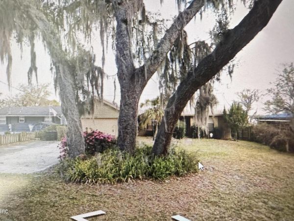 754 LAKE SHORE Terrace, Interlachen, FL 32148