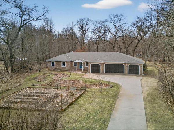 5415 Fernwood Trail , North Branch, MN 55056