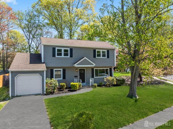 10 Ginesi Court , Metuchen, NJ 08840