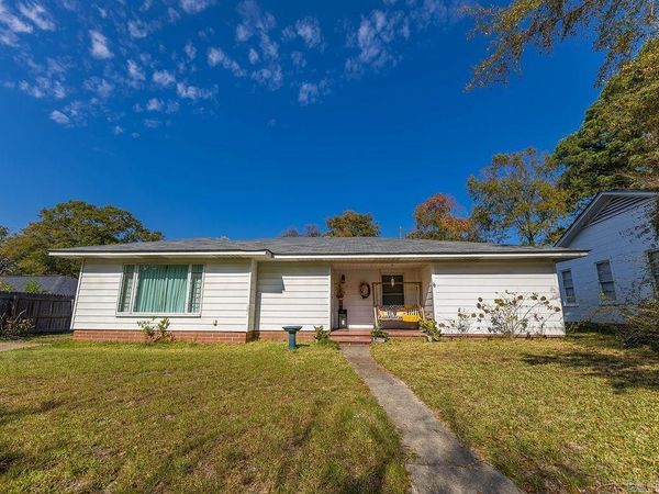 1306 Main W , El Dorado, AR 71730