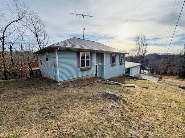 51 NW Ridge Drive , Eureka Springs, AR 72631