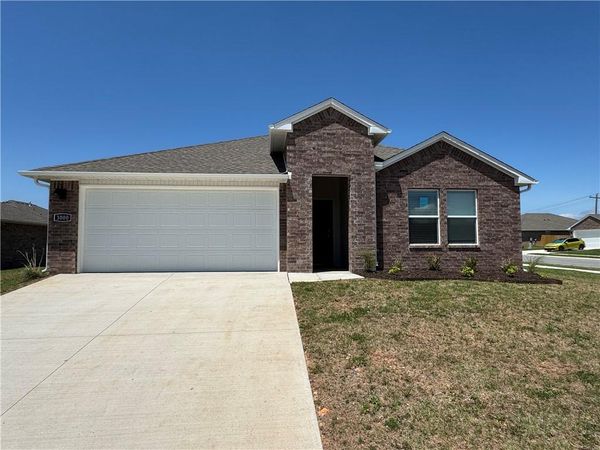 3000 Amarillo Way , Centerton, AR 72736