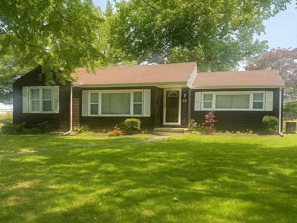 53 State Street , Jeffersonville, OH 43128
