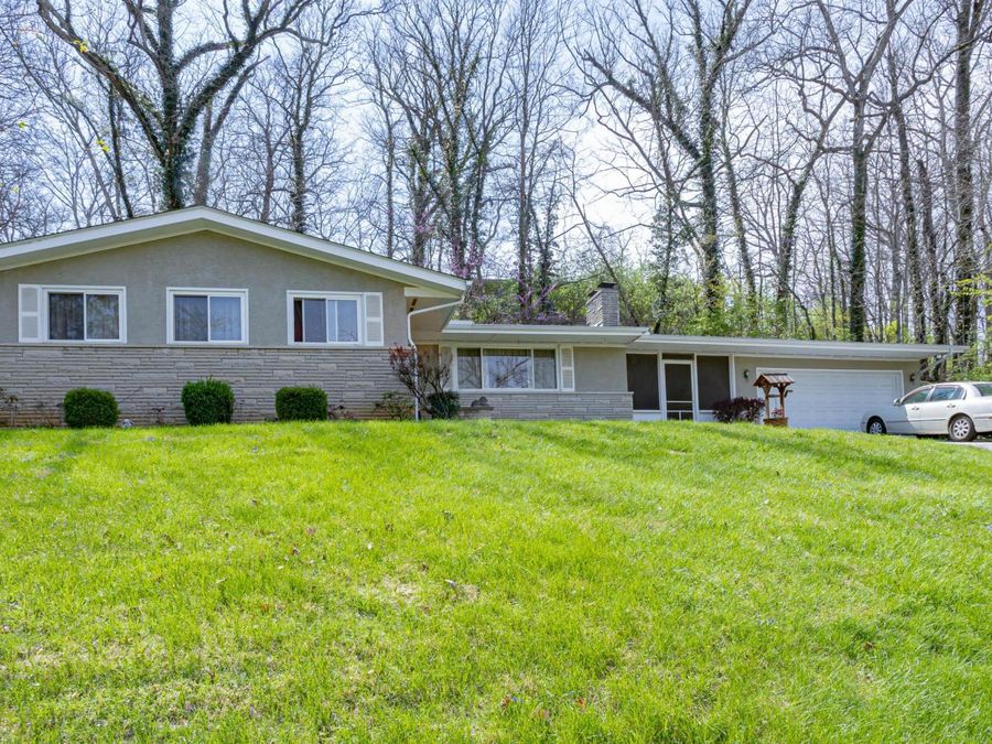70 Riverside Drive , Galloway, OH 43119 Photo 1