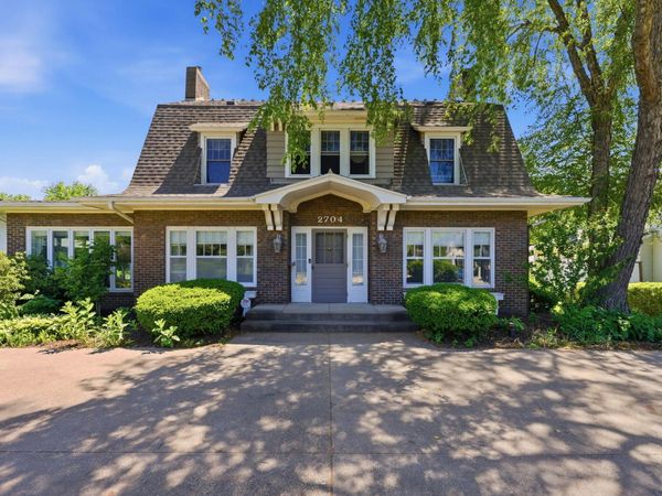2704 MULBERRY, Muscatine, IA 52761