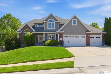 16719 Audrey Street, Omaha, NE 68136