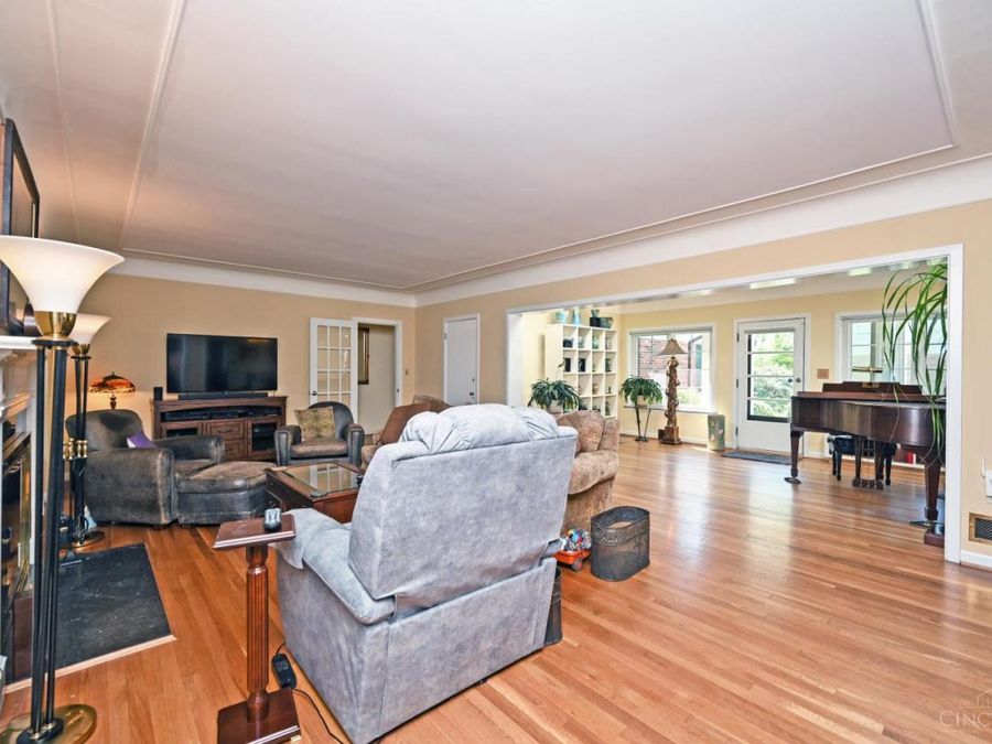 2516 Fairhill Drive, Cincinnati, OH 45239 Photo 10