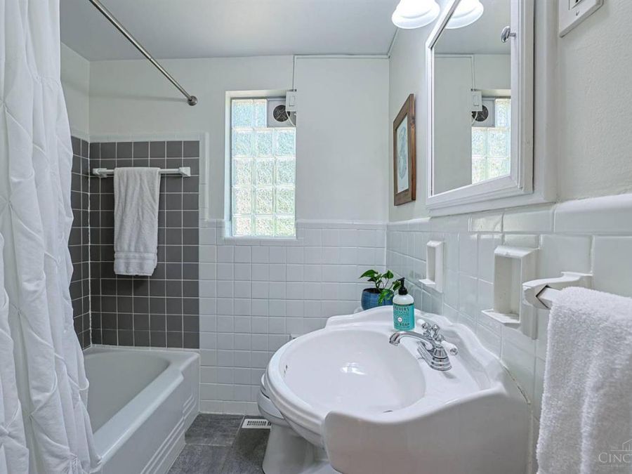 3012 Kinmont Street, Cincinnati, OH 45208 Photo 14