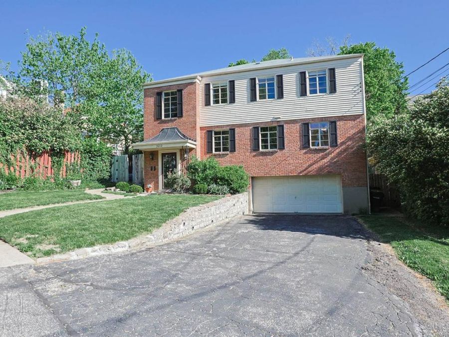 3012 Kinmont Street, Cincinnati, OH 45208 Photo 2