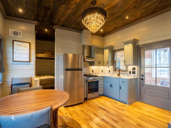 340 Oak Dr , Smithville, TN 37166