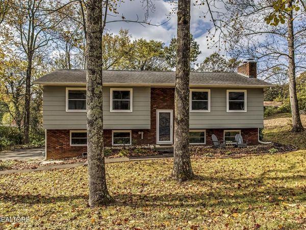 1517 Arrow Wood Rd , Knoxville, TN 37919