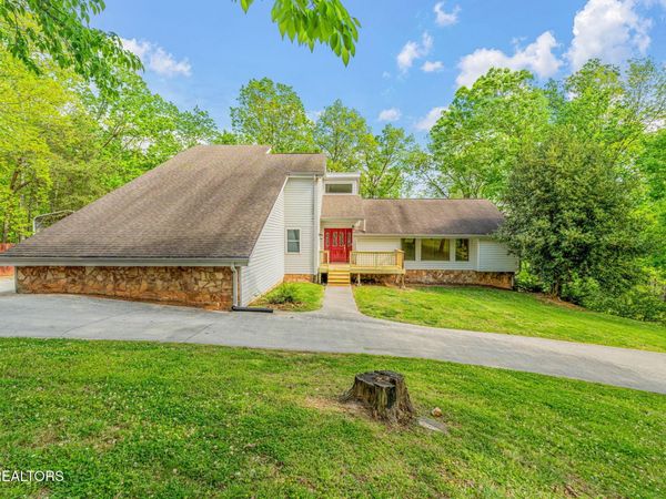 200 Briarcliff Rd , Sweetwater, TN 37874