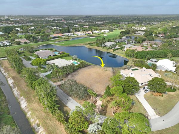 330 Glenwood Drive, Delray Beach, FL 33445